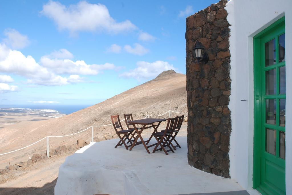 Villa El Perinque Femes ภายนอก รูปภาพ